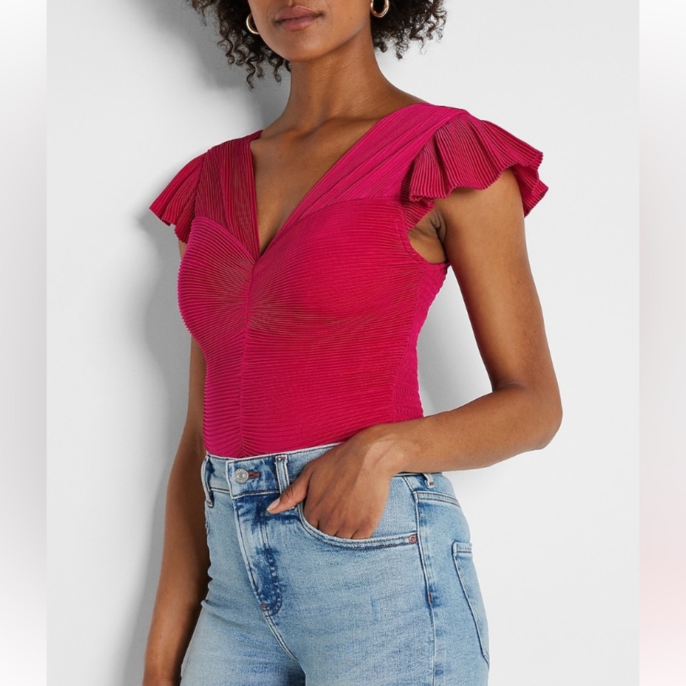 Express energy pink pleated flutter sleeve cropped top
